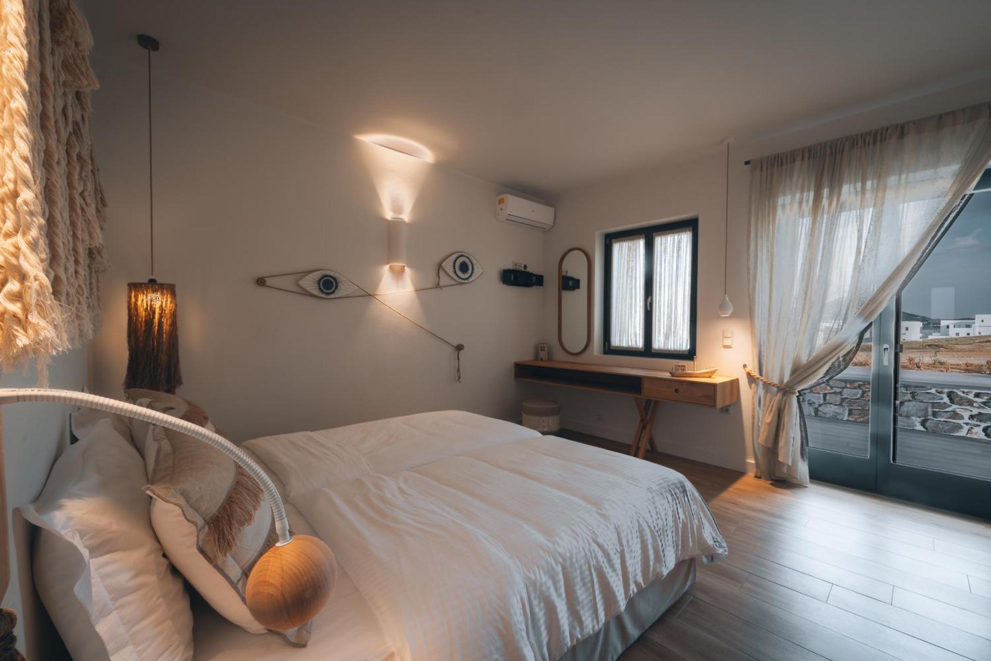 Kosmitis Suites & Villas Náousa Rom bilde