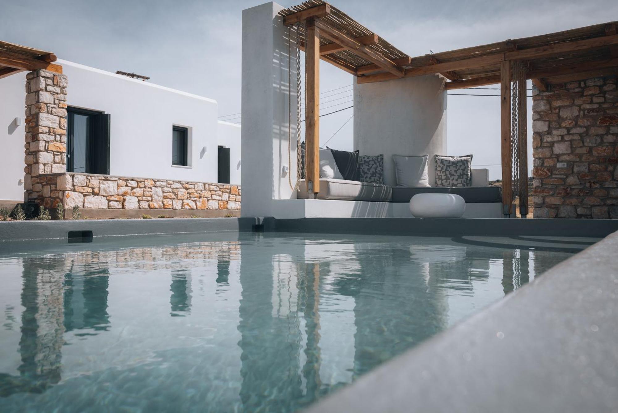 Kosmitis Suites & Villas Náousa Rom bilde