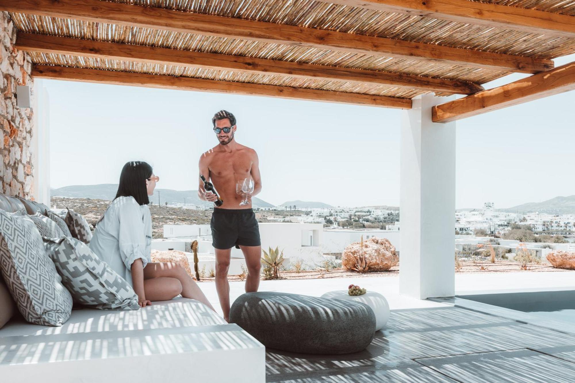Kosmitis Suites & Villas Náousa Rom bilde