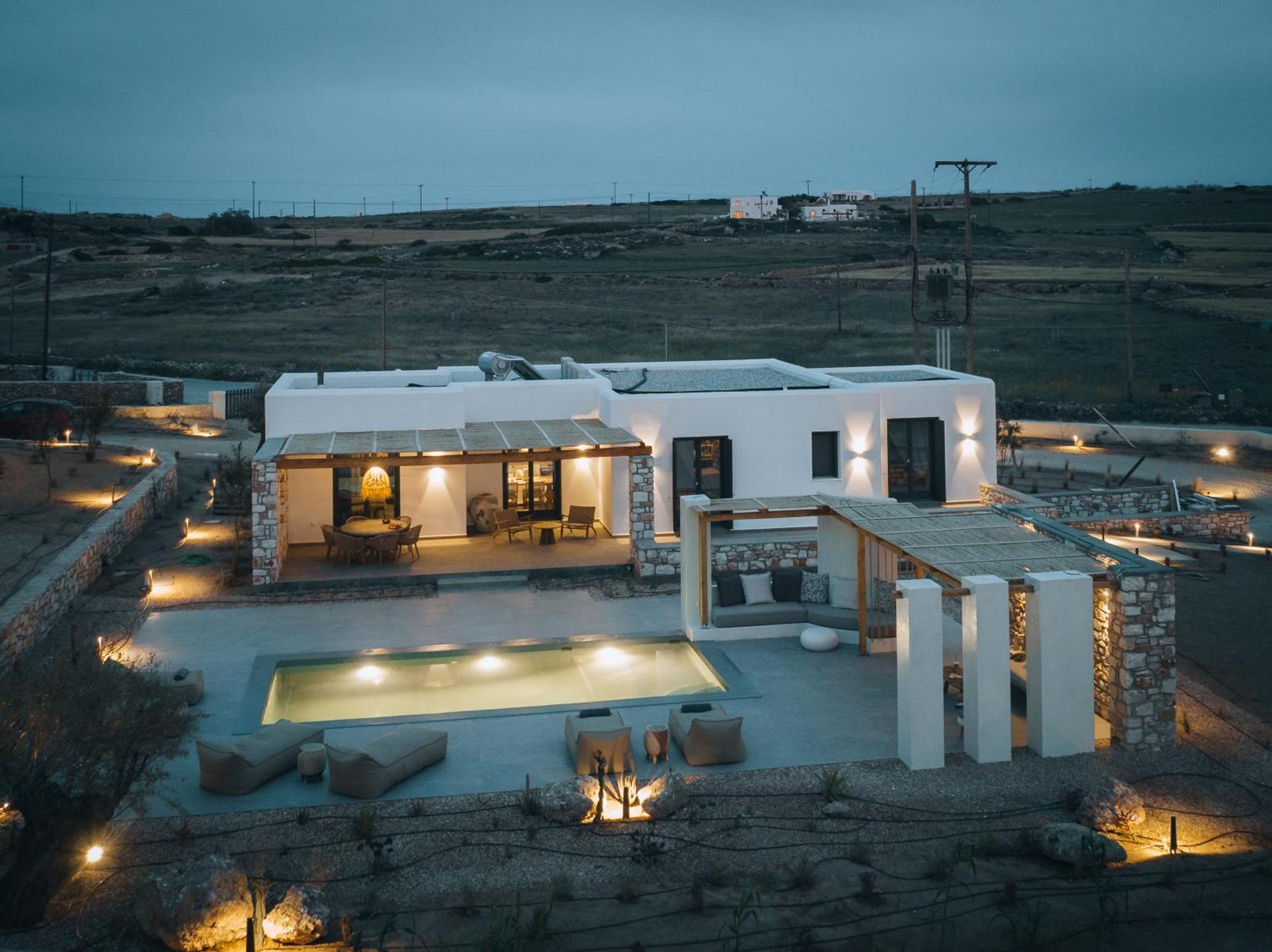 Kosmitis Suites & Villas Náousa Rom bilde