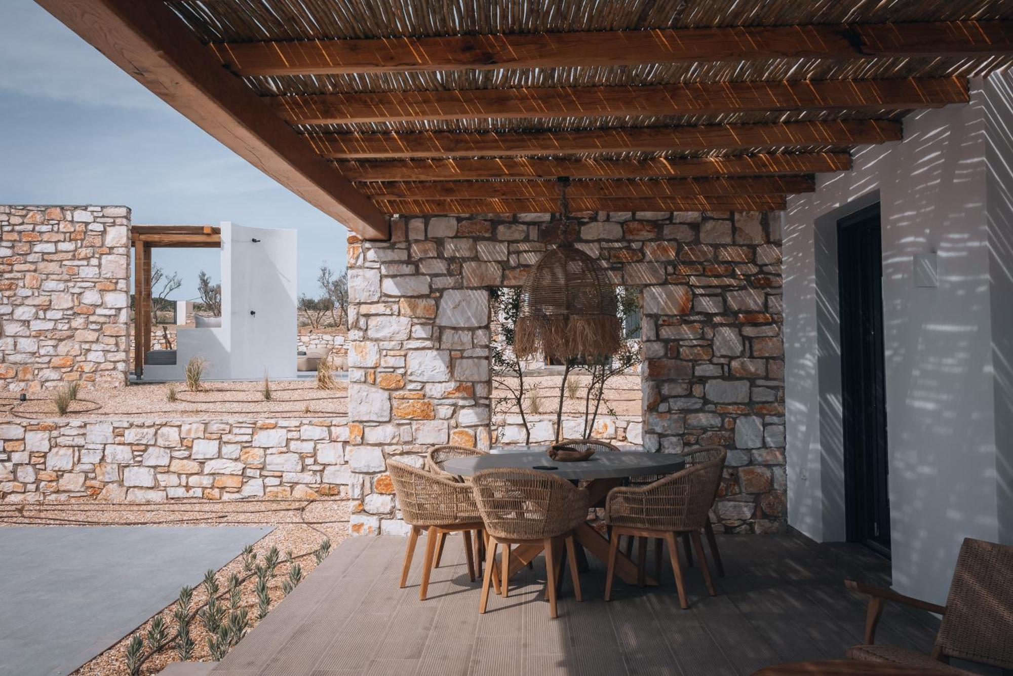 Kosmitis Suites & Villas Náousa Rom bilde